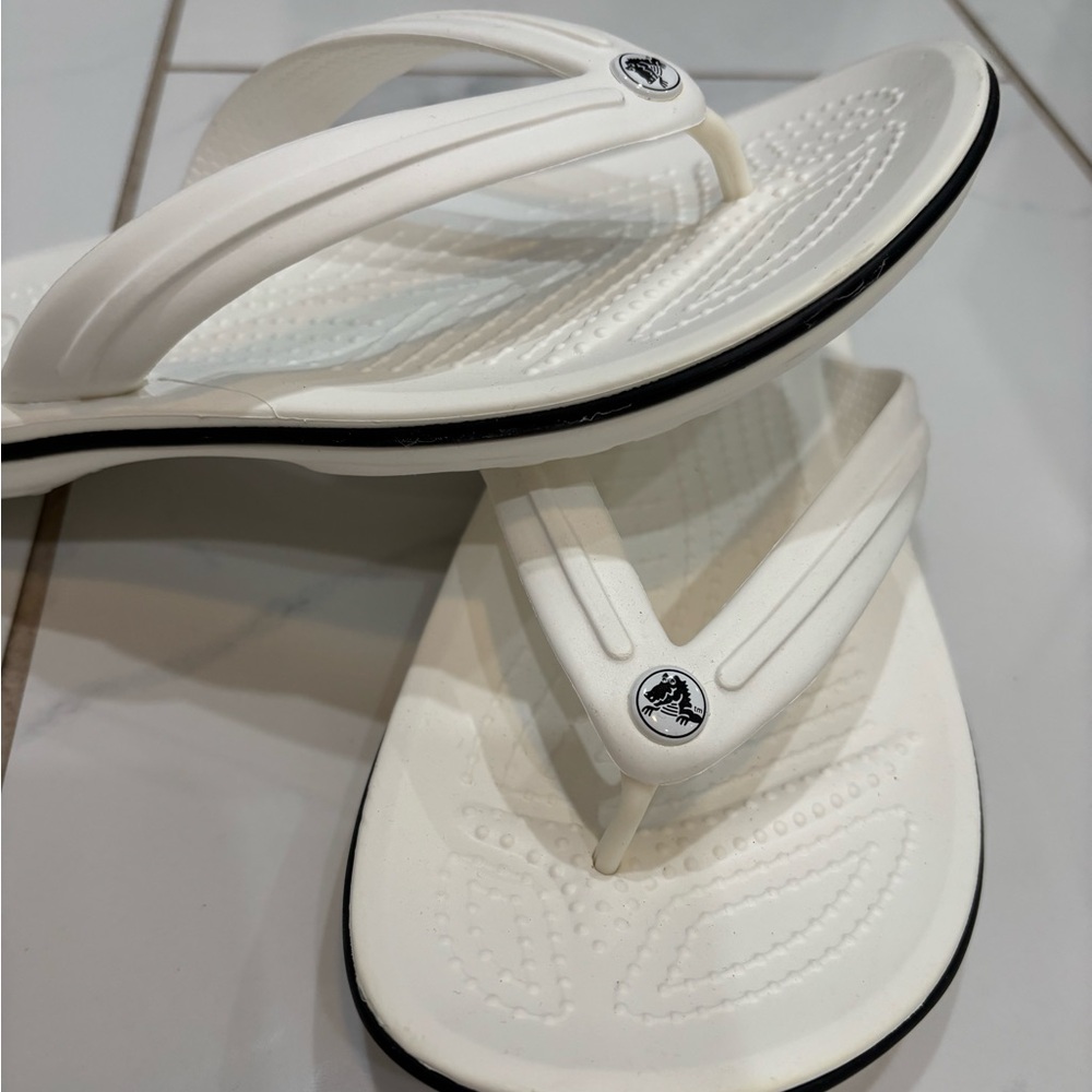 CROCS White Sandals